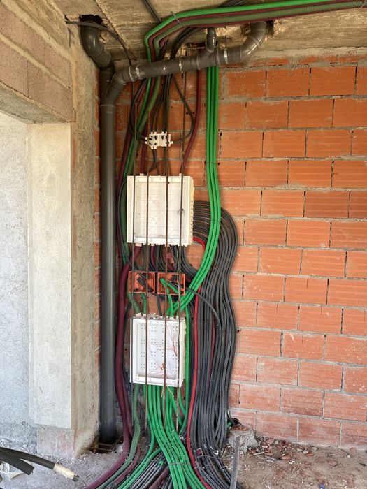 # Electricista # Low Cost #