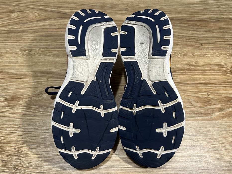 Кросівки Brooks Ghost 15  Розмір 44(28 см.)