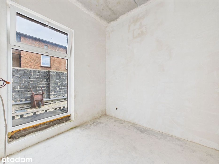 Bieruń Centrum, lokal 81,7m2: Duża Sala, Parking + Ogródek!
