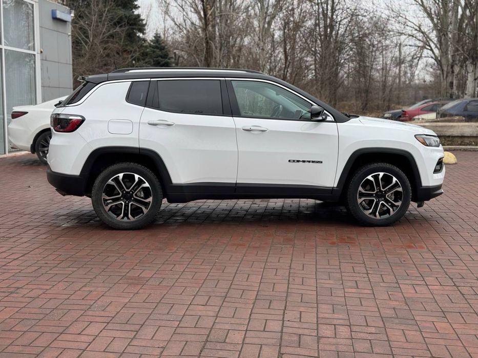 Jeep Compass 2022 модельного року