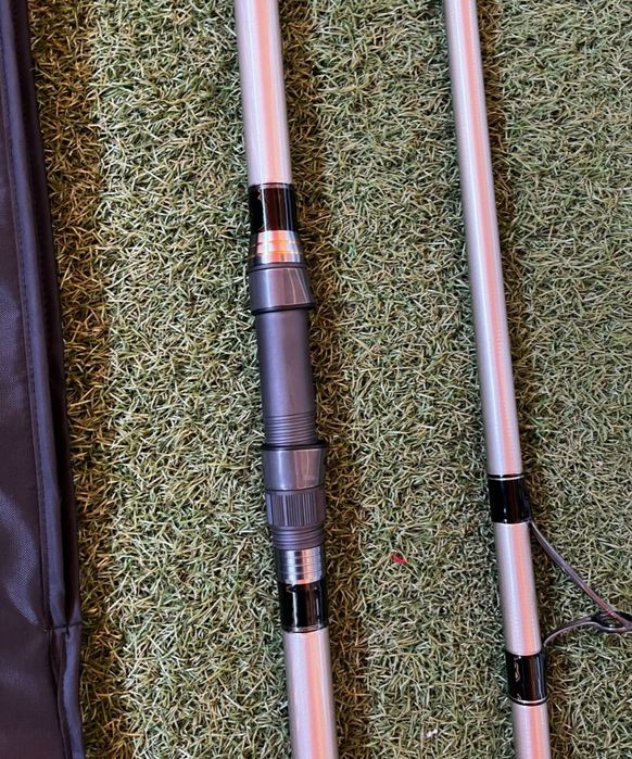 {{{{{Promoção}}}}}Canas Daiwa PowerCast Surf 33 420 HR/Cana Daiwa Powe