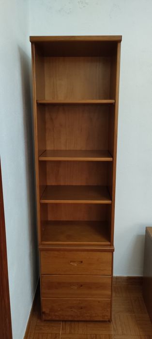 Mobília / móveis de sala, quarto, hall, corredor em pinho mel
