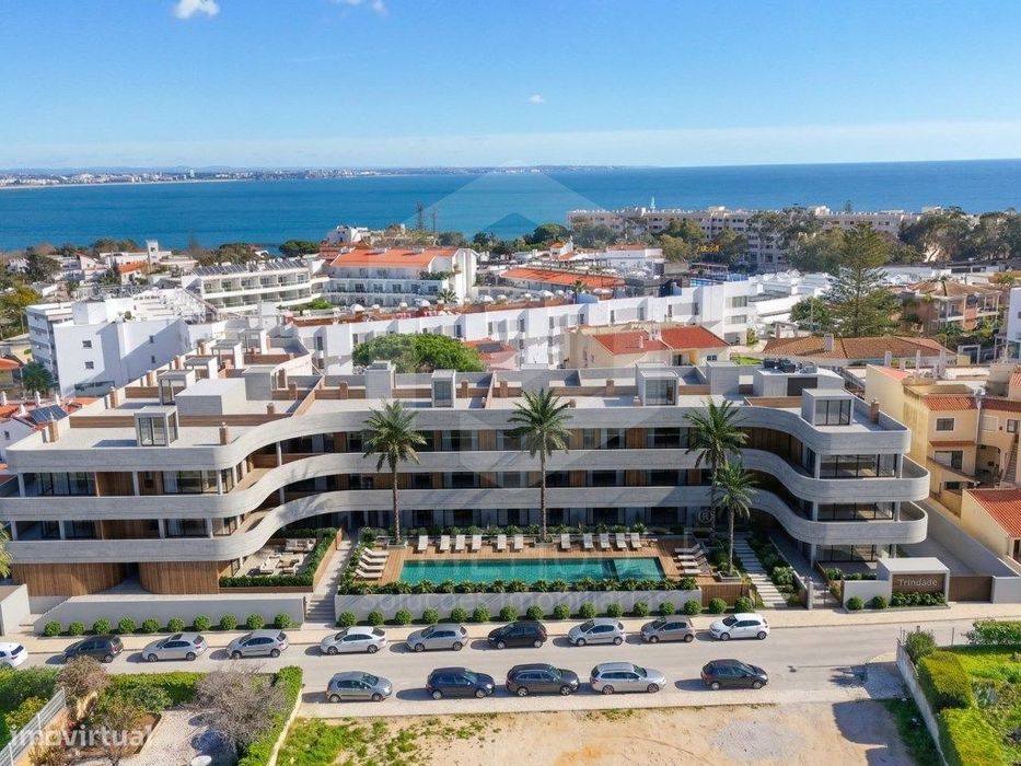 T1 exclusivo em Lagos com amplo terraço