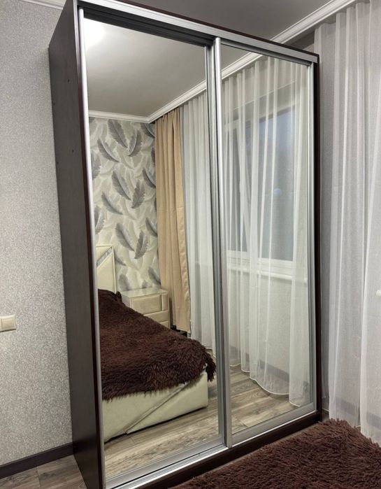 Продам шафу-купе в гарному стані