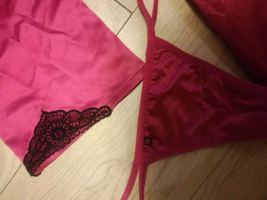 Nowy szlafrok i stringi Obsessive