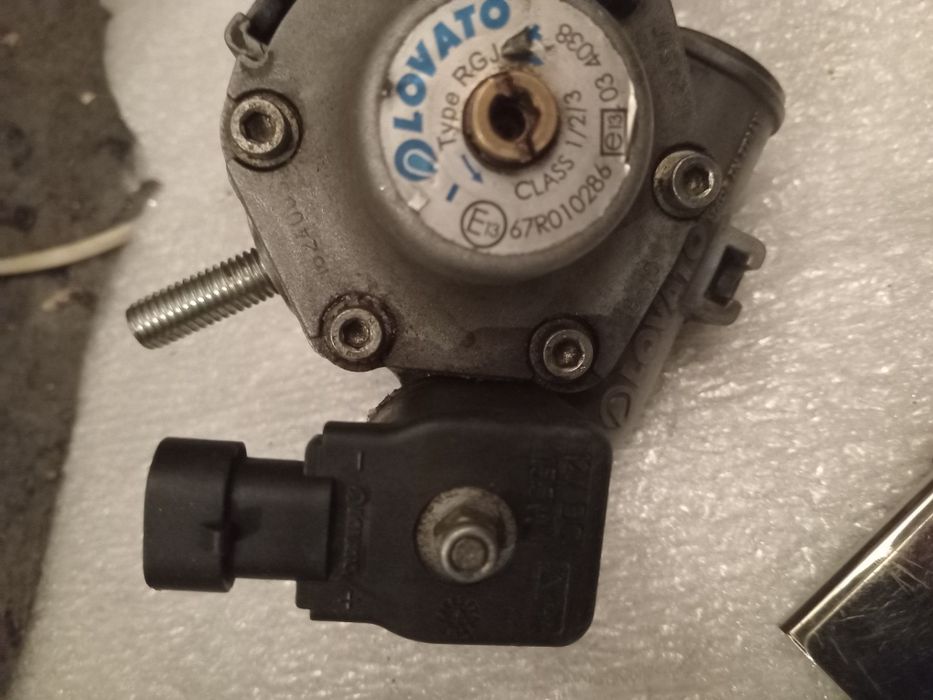 Газовий Редуктор Lovato RGJ 3.2 б.у.
Новий фільтр,замінений 3