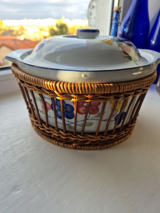 нова каструля, форма для запікання