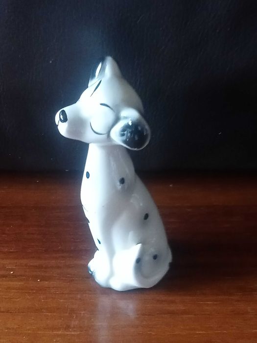 Figurka Porcelanowa Pies