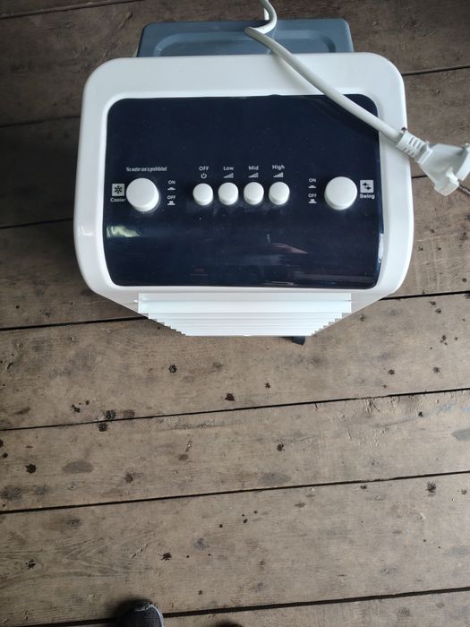 Продам охолоджував повітря,куплений в Європі новим.