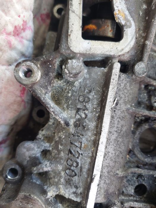 Ford Citroen Peugeot Opel wałek rozrządu