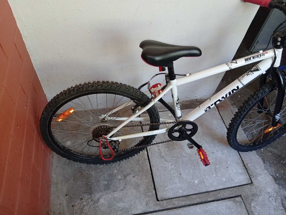 Vendo bicicleta de pré-adolescente