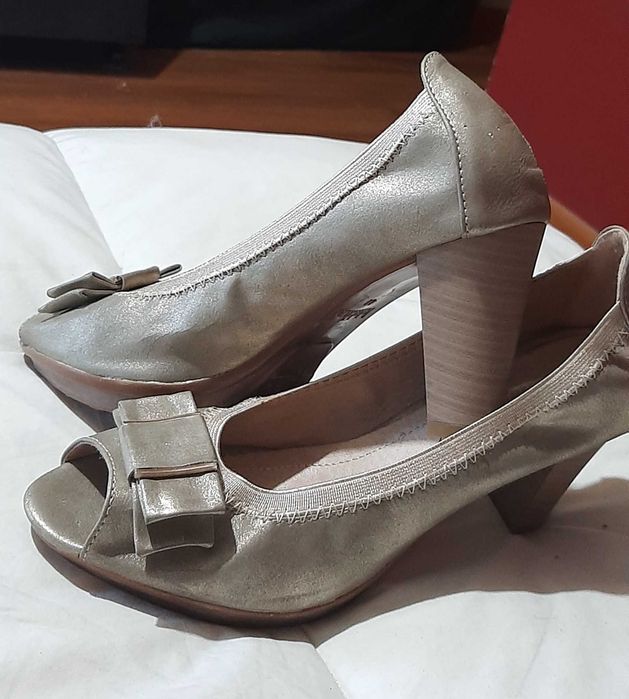 Sapatos de Salto, tamanho 40