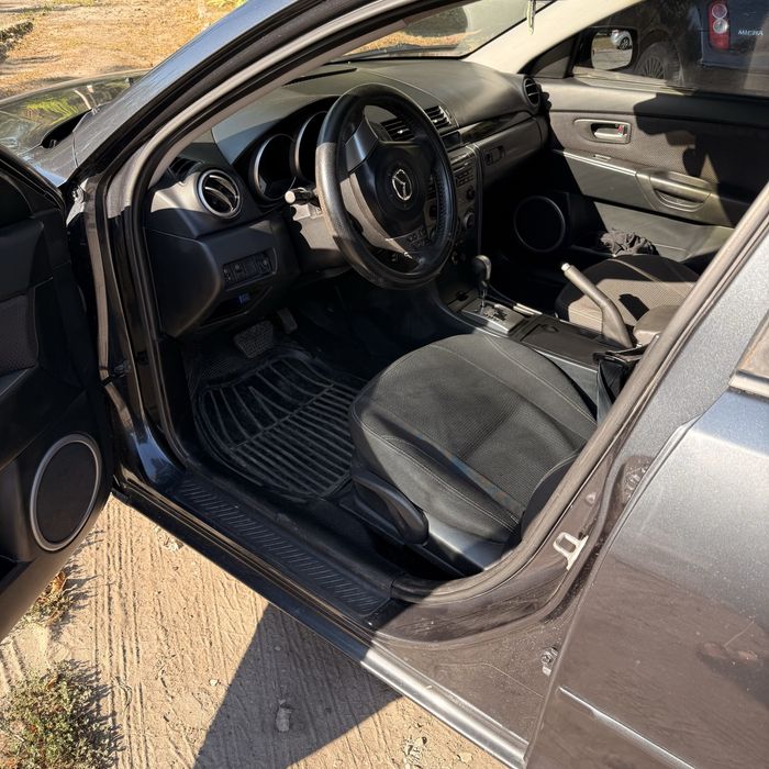 Авто легковое Мазда 3