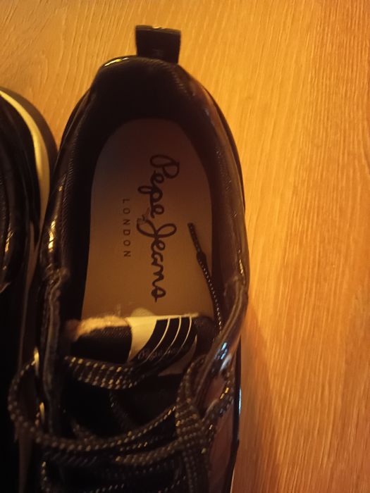 Tênis Pepe jeans pretos em verniz tam.41