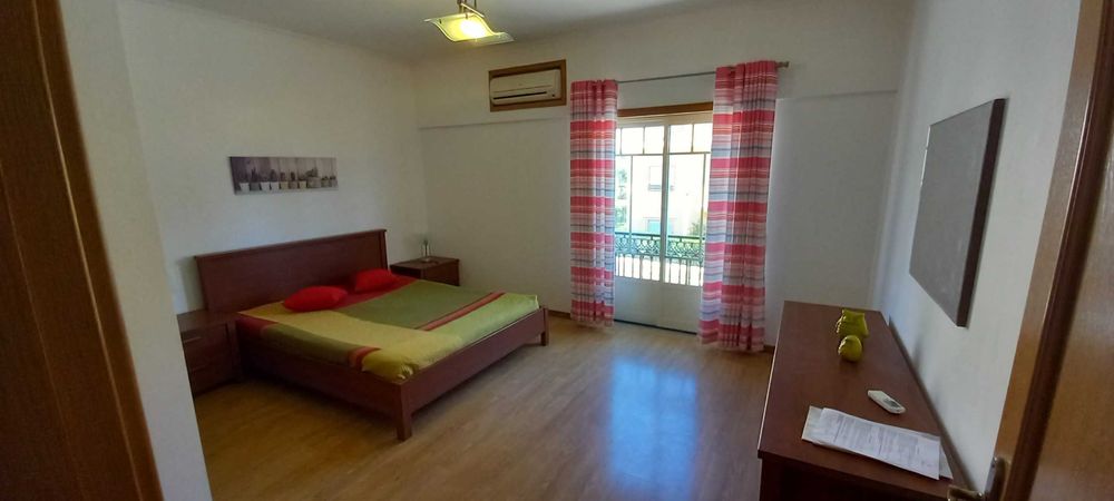 Moradia Geminada Duplex Albufeira