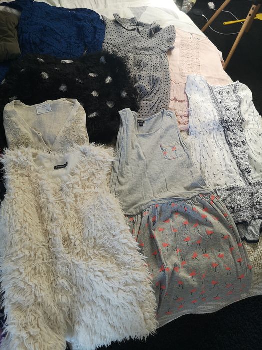 Ubranka dla dziewczynki 7-9 lat