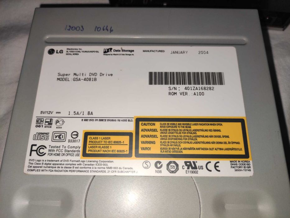 3 Drives 5.25'' Samsung LG