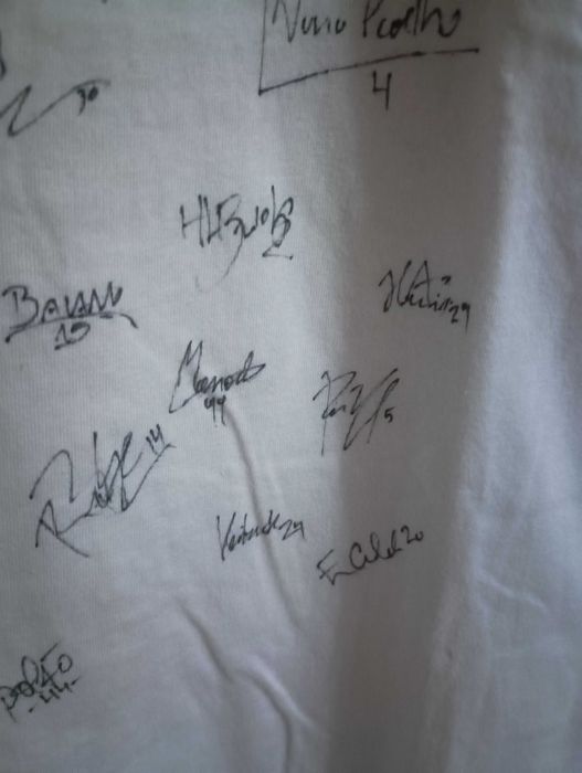 Camisola ScBraga autografada pela equipa