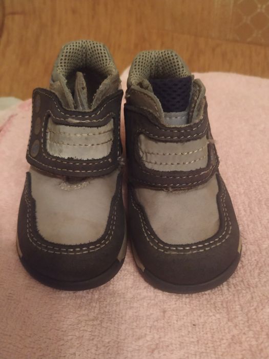 Черевички демісезонні 20 розміру.