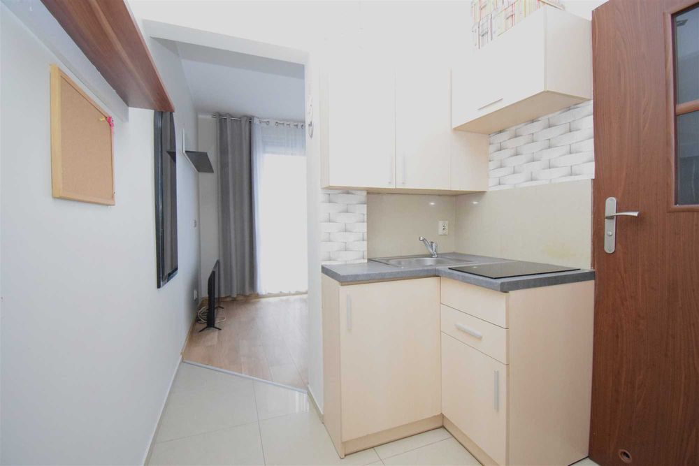 *PIASKOWA GÓRA - kawalerka - wynajmę*