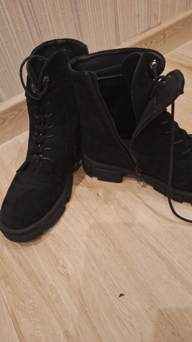 Sprzedam buty damskie