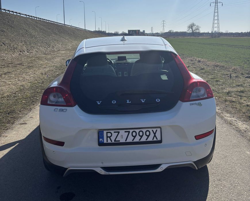 Volvo C30 1.6 D 2010 r. Samochód w ciągłej eksploatacji