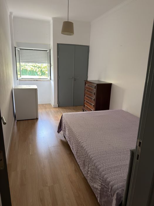Arrendamento quarto