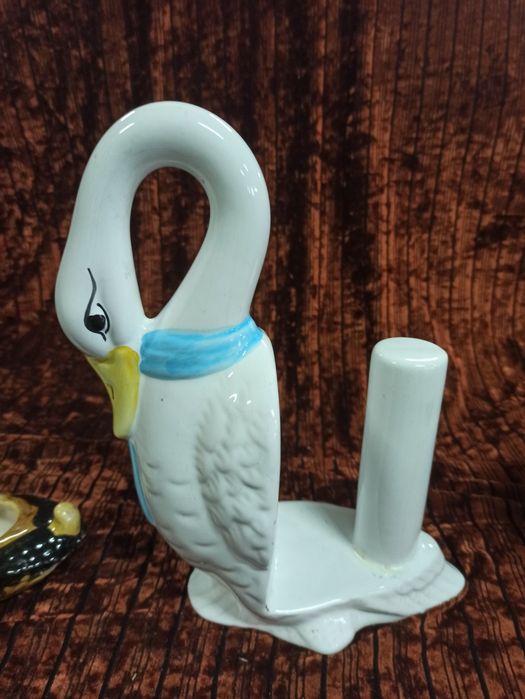 Ornamentos variados em cerâmica