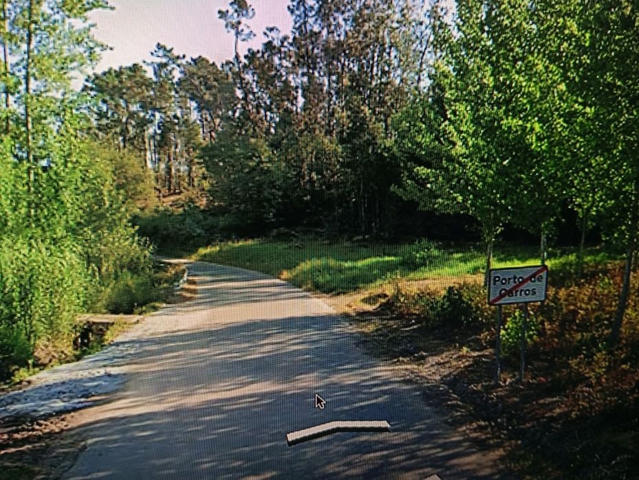 Permuta de Terreno urbanizavel em aldeia tranquila