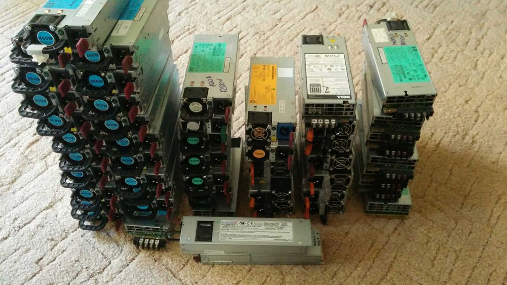 Блоки живлення 13.8в мах 50А 600W "Hewlett-Packard".