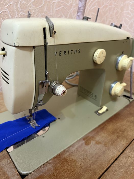 Швейна машинка VERITAS