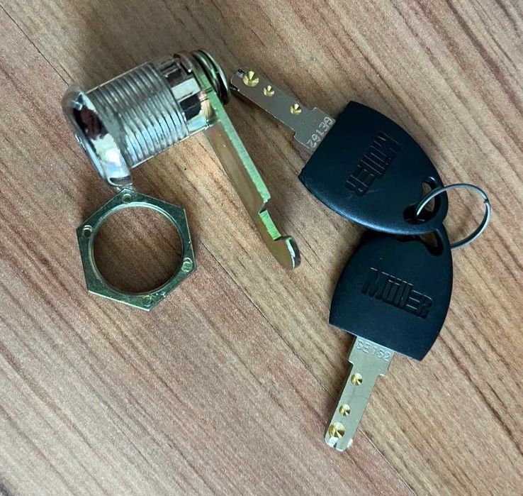 Замок меблевий для шкафчика шафки тумбочки