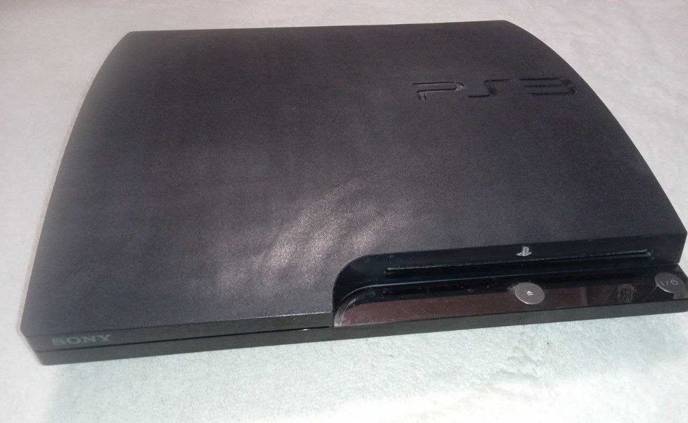 Продаю PlayStation 3 Slim — повний комплект! Б/У