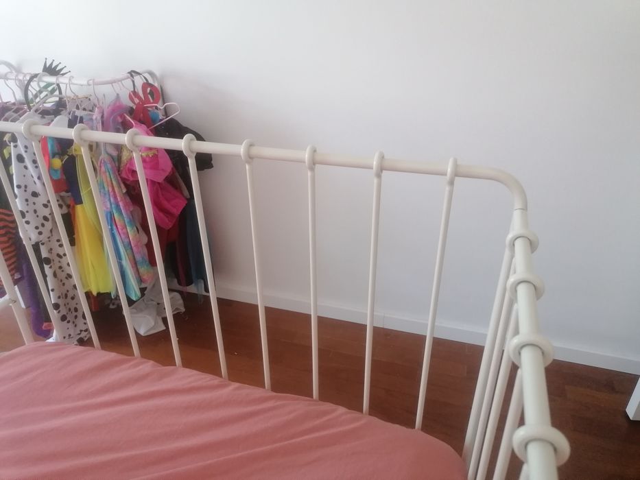 Cama , colchao e estrado ikea 90x200
