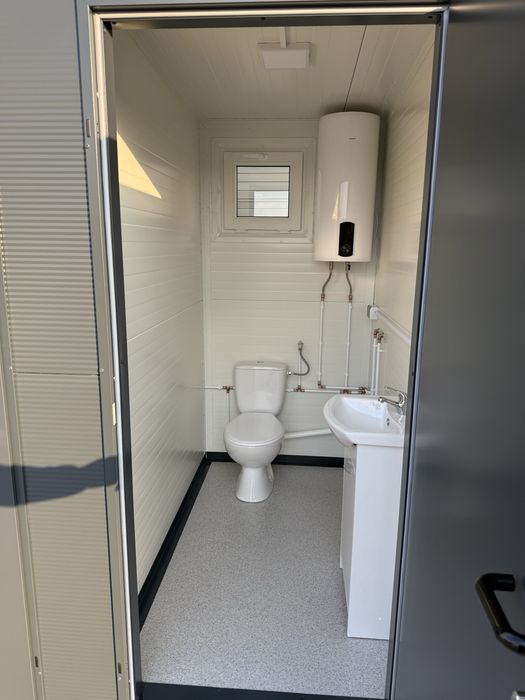 Kontener sanitarny łazienka WC natrysk socjalny prysznic toaleta kemping