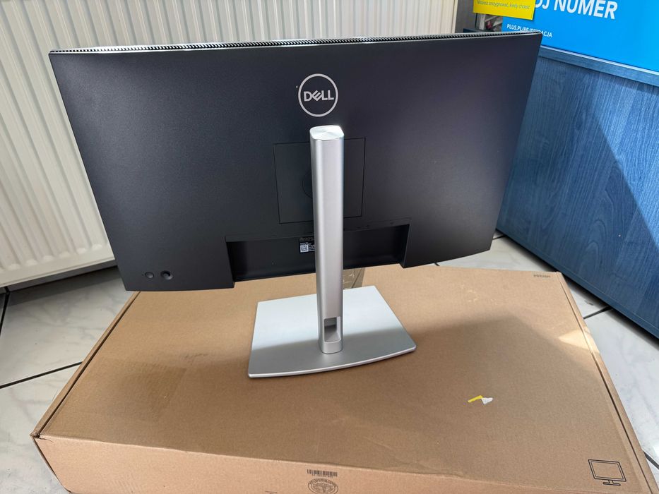 (26) monitor Dell P2725H