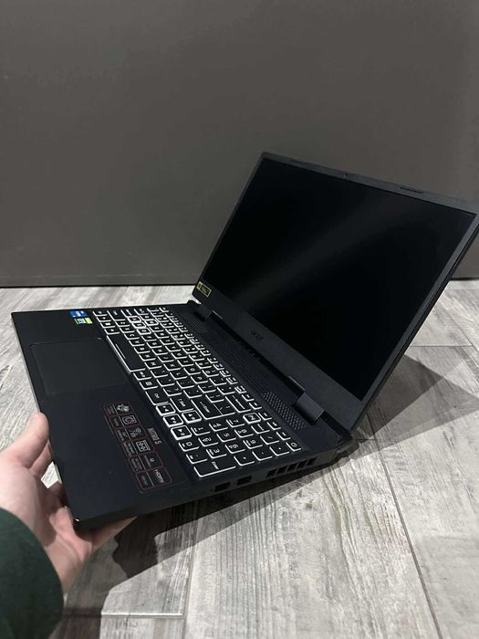 Acer Nitro 5 Rtx 3060 tgp 140W 165Hz
