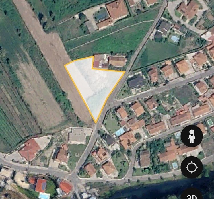 Lote de terreno com 1158 m2