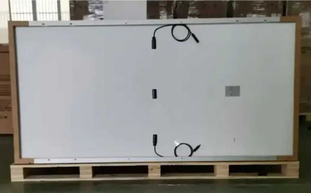 Сонячна панель Longi Solar 580