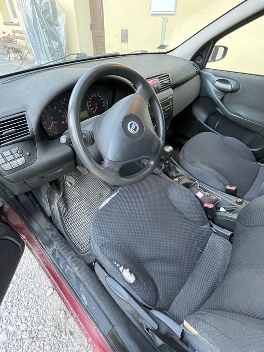 Fiat Stilo 1.6 benzyna 2003 uszkodzony