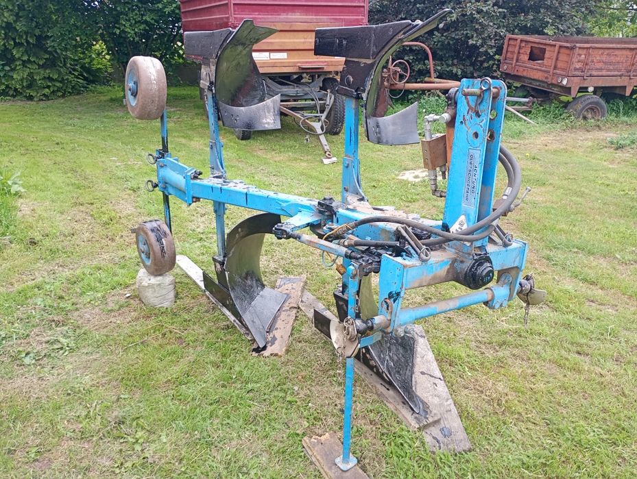 Lemken Opal 080 pług obrotowy 2 skiby