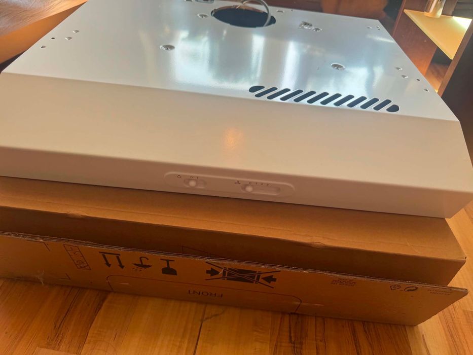 Nowy okap IKEA LAGAN 60 cm (504.013.83) – nienużywany w kartonie