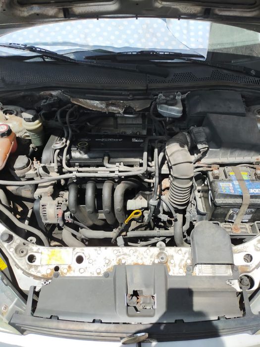 Ford focus 1.4 de 2000 — photo 2