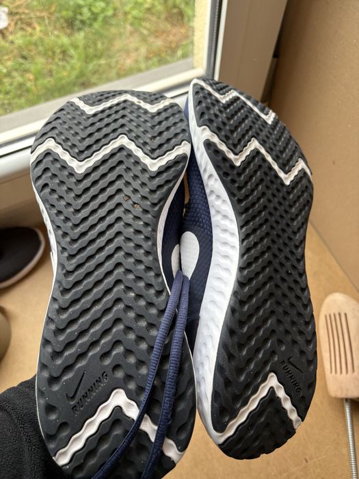 Męskie buty do biegowe Nike Revolution 5, rozmiar 45 (BS-067)