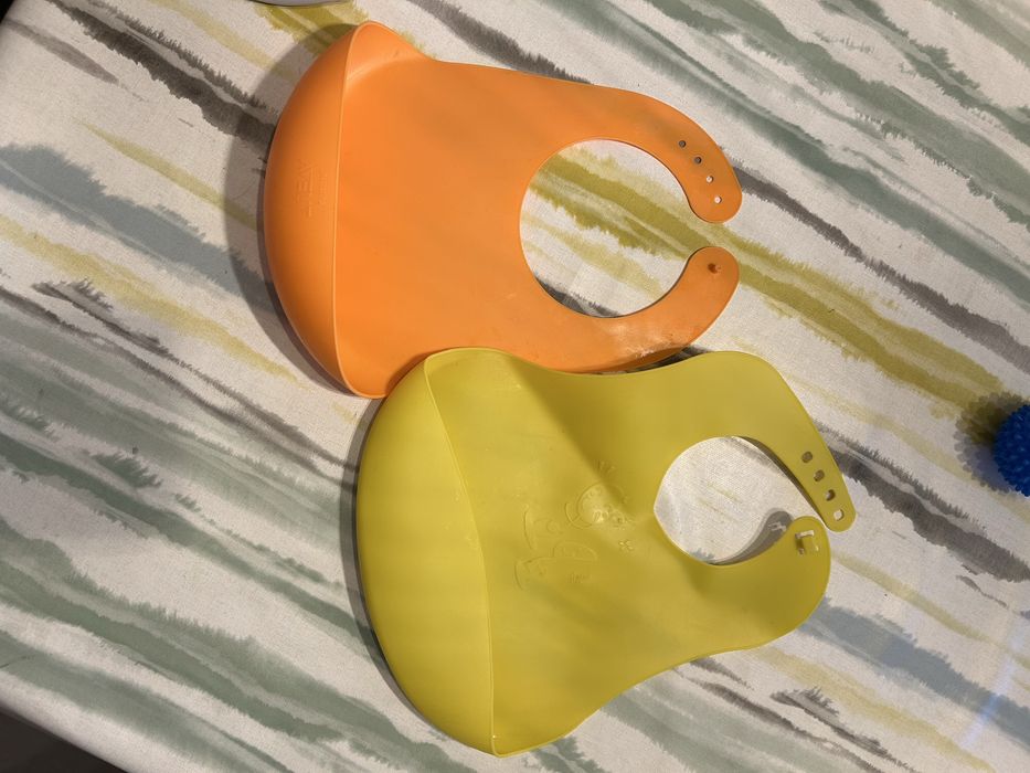 Conjunto de babetes, Philips Avent e Tigex