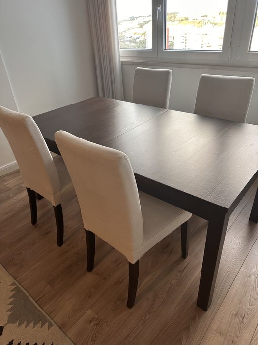 Mesa de Jantar Extensível IKEA NÄSINGE + 4 Cadeiras BERMUND