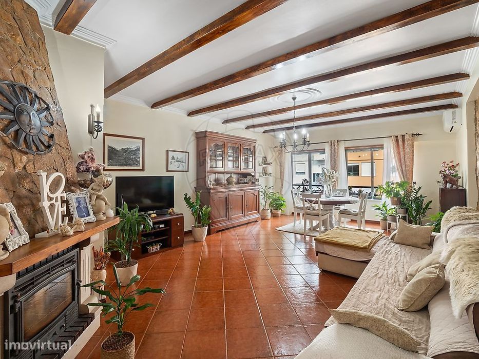 Apartamento T2 para venda — Queluz E Belas, Lisboa