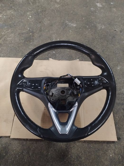 Kierownica multifunkcja grzana  Opel Astra K