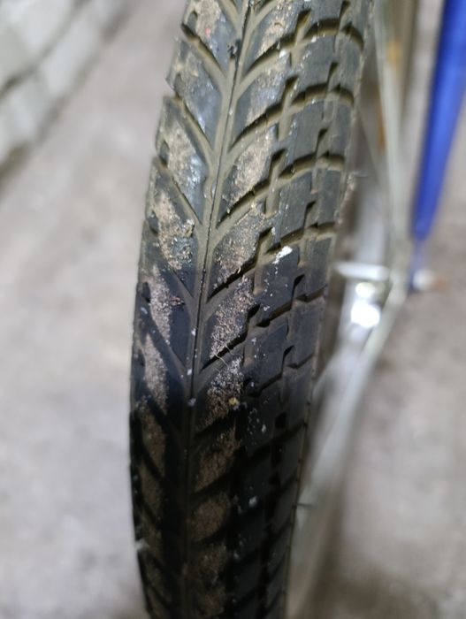 Продам велосипед  дитячий 700 грн