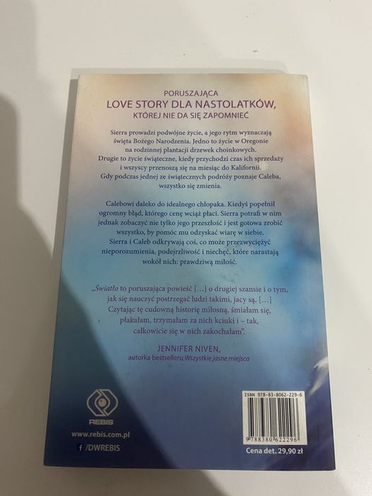 Jay Asher „Światło”